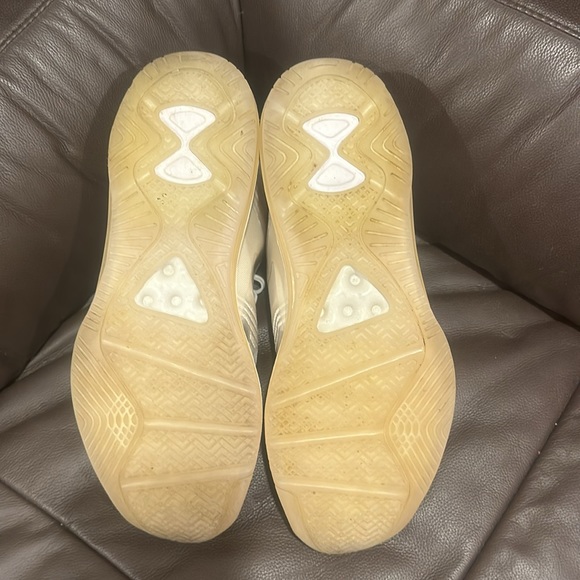 Nike Lebron X John Elliott Icon “Submit white” - Picture 4 of 4